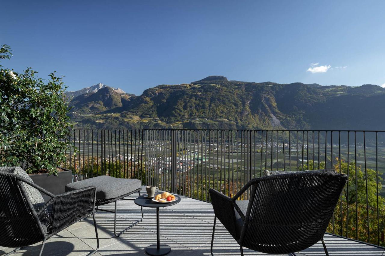 My Spring - Panoramic Suites ลานา ภายนอก รูปภาพ