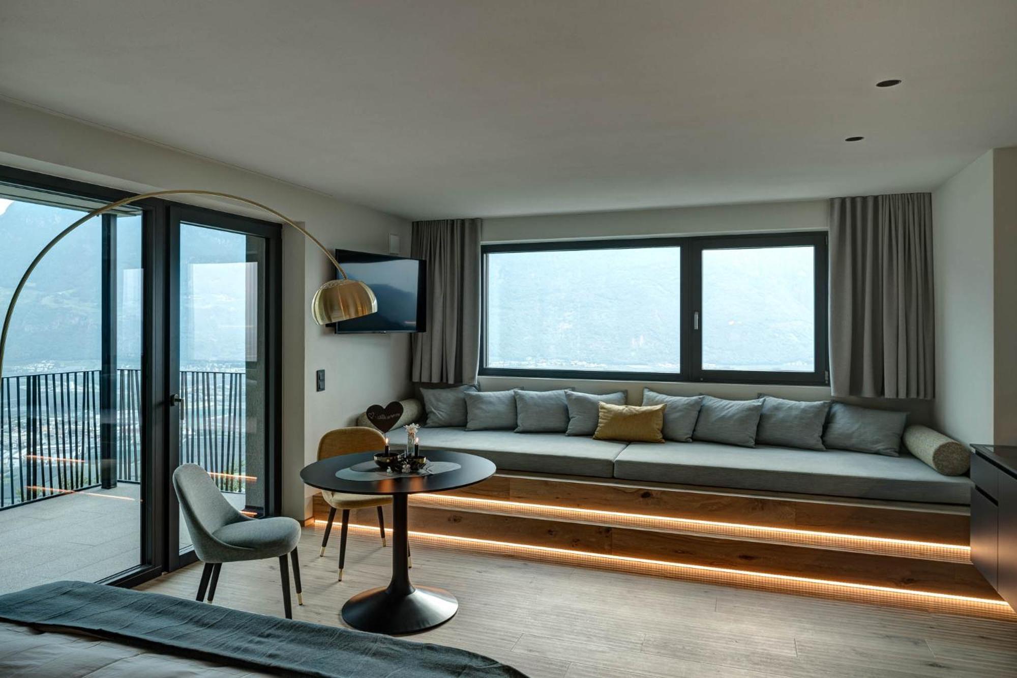 My Spring - Panoramic Suites ลานา ห้อง รูปภาพ